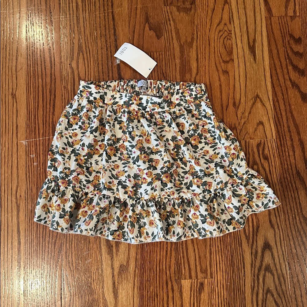 Tobi Floral Ruffle Skirt